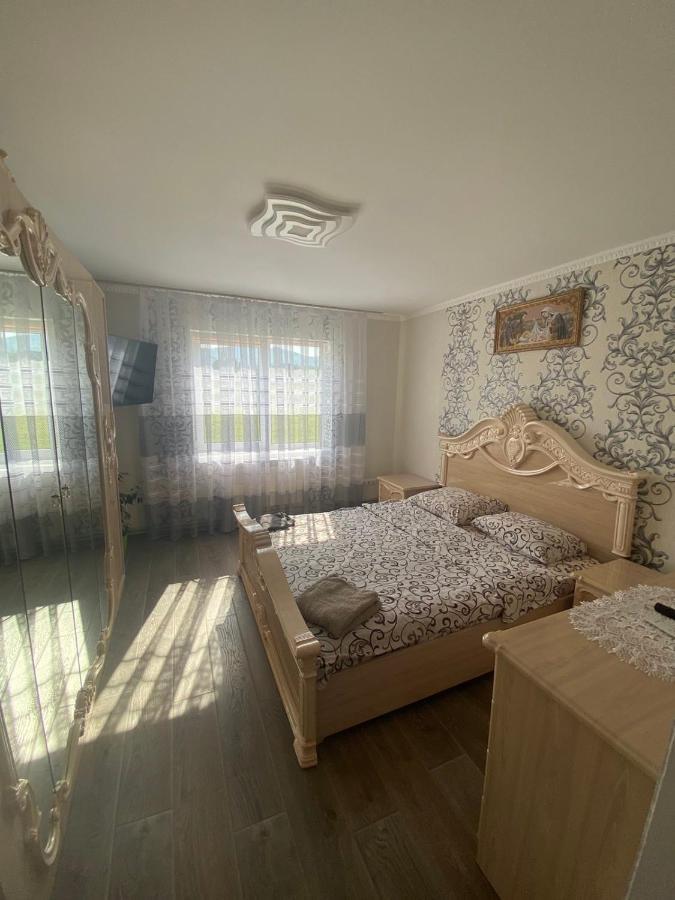 Карпатські Зорі Villa Pilipets Exterior foto